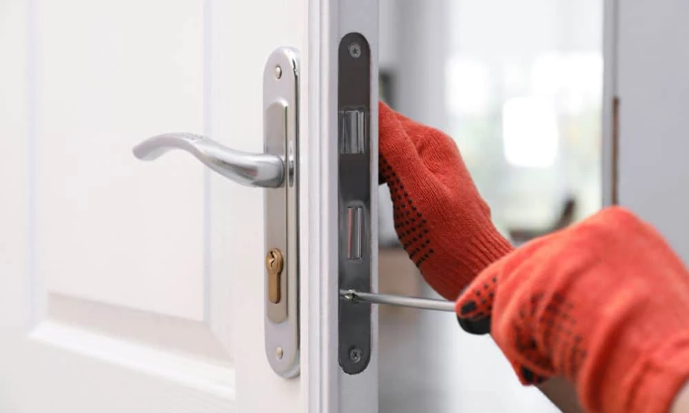 Why 24-Hour Emergency Locksmith Service Providers Are More Successful Than Other Providers